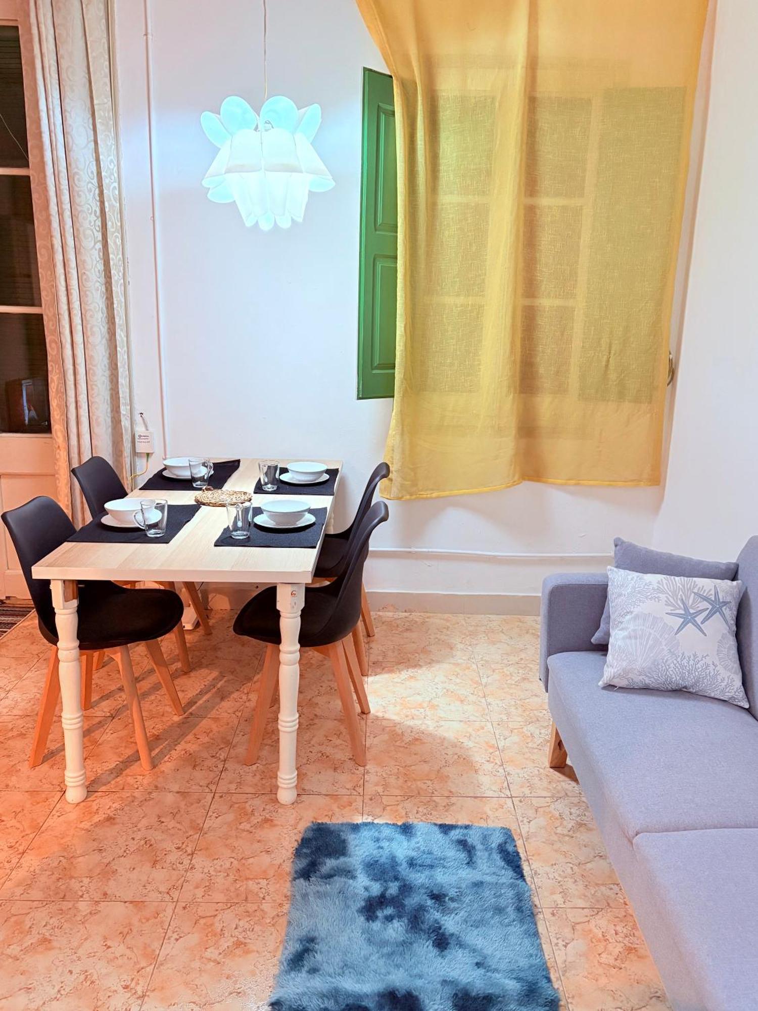 Appartement Amazing And Stylish Flat For 4 People With Breakfast Included 2 Blocks Away From Poblenou