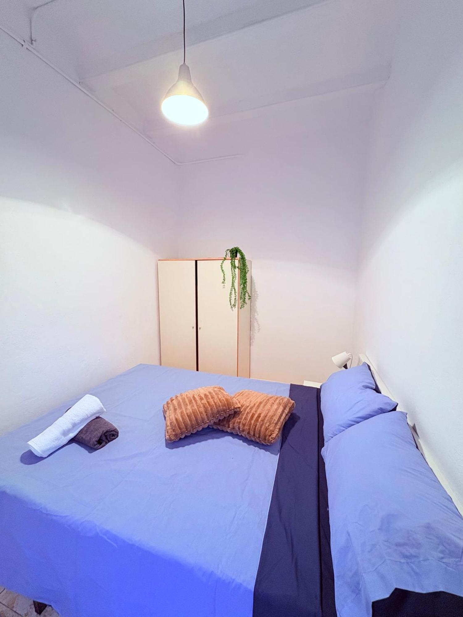 Amazing And Stylish Flat For 4 People With Breakfast Included 2 Blocks Away From Poblenou Appartement