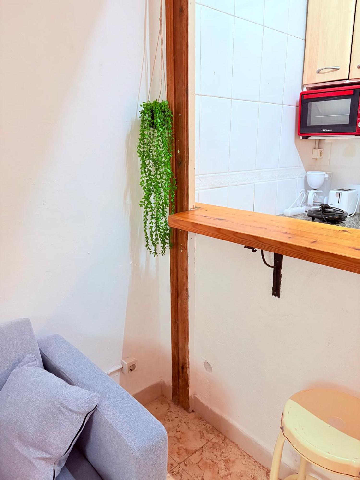 Amazing And Stylish Flat For 4 People With Breakfast Included 2 Blocks Away From Poblenou Appartement Barcelona